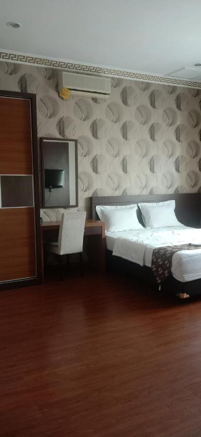 Ndalem Bintaran Hotel Yogyakarta Room photo