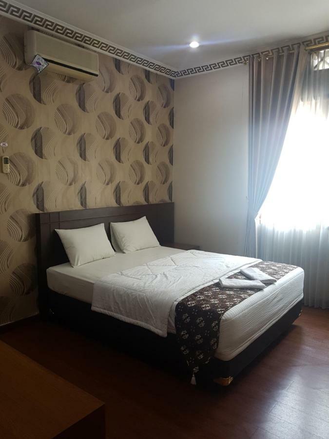 Ndalem Bintaran Hotel Yogyakarta Exterior photo